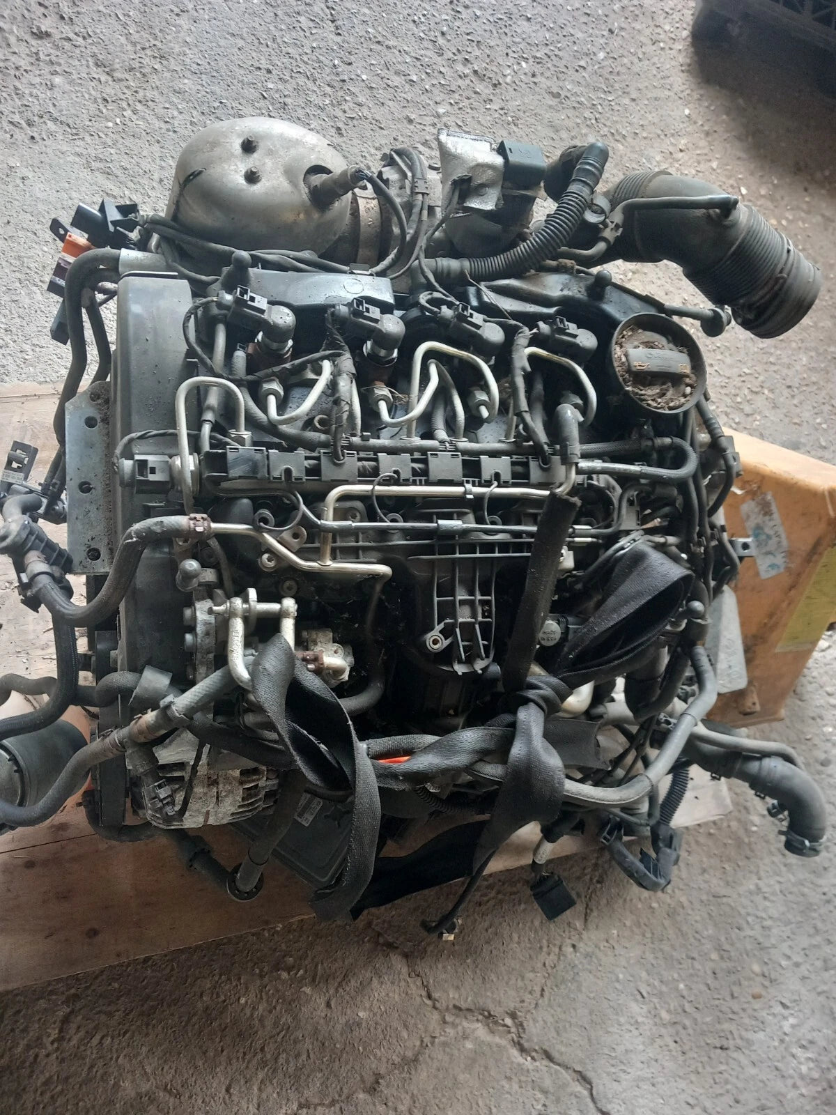 Motore CAY con pompa e iniettori VW Polo VI (6R, 6C) 1.6 TDI 77 kW km 80 mila
