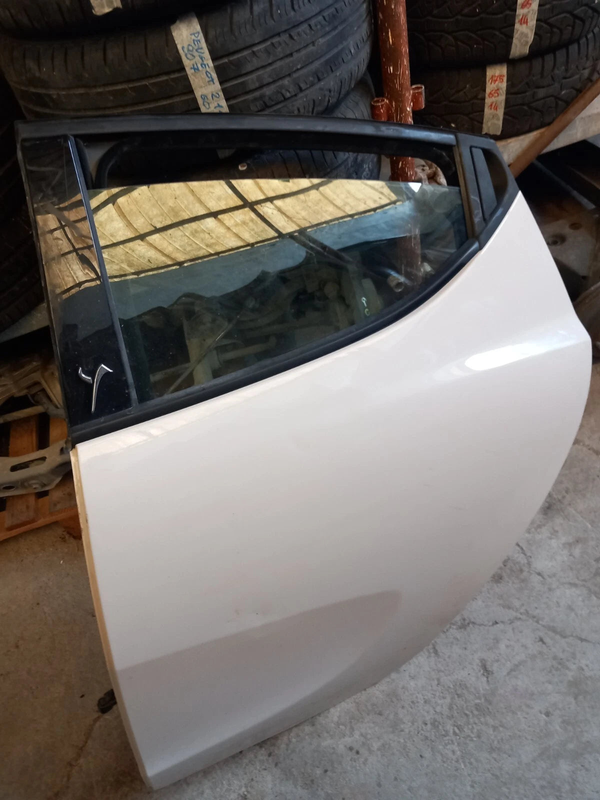 Lancia Ypsilon 5 Porte (Seconda Serie 2017-2020) posteriore sinistra